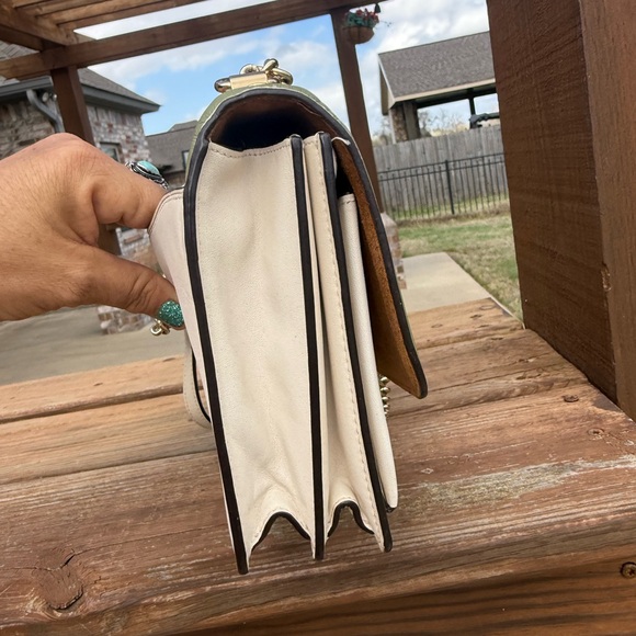 GUC Coach Klare Crossbody with Ombré Quilting Leather Luxury - Picture 6 of 12